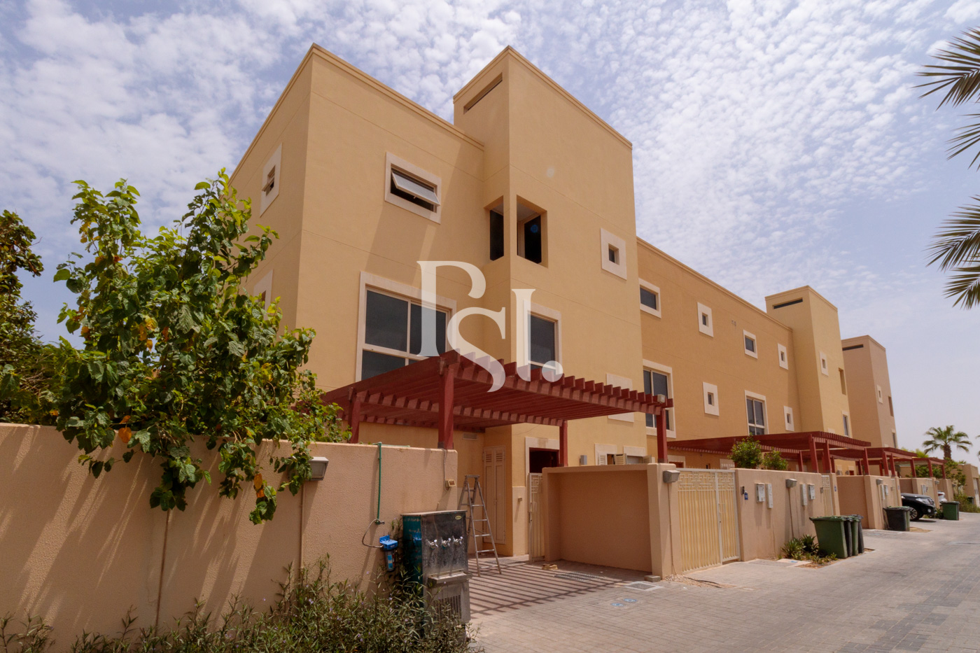Hot Price 4 BR Townhouse (A) w/ Maid’s and Study Room, Terrace, Lawn for Sale in Hemaim